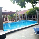 pool at rimlay hotel